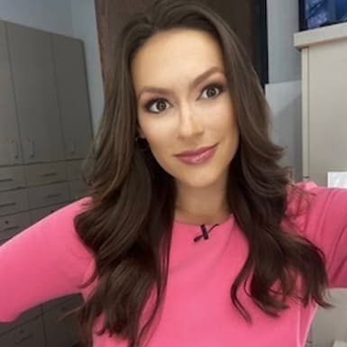 Kaitlin Sharkey Husband, Age, Height, Salary, Wikipedia, Photos