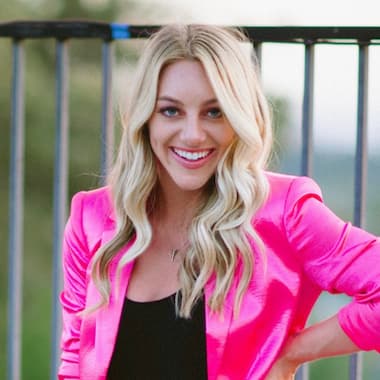 Samantha Peszek's image