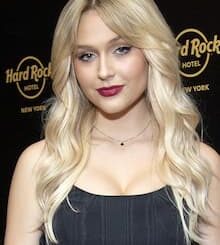 Alyvia Alyn Lind's Image