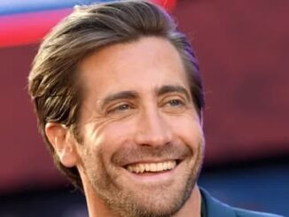 Jake Gyllenhaal's image