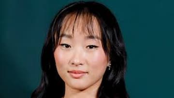 Ji-young Yoo's Image