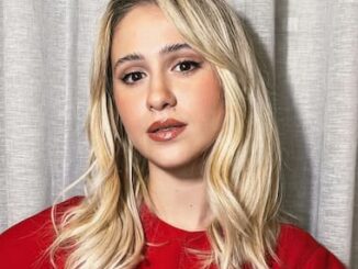 Maria Bakalova's image