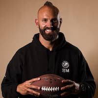 Mark Herzlich's image