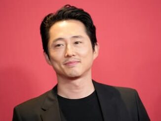 Steven Yeun's image