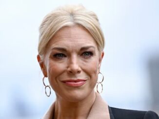 Hannah Waddingham's image