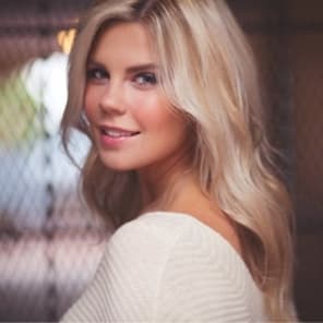 Lauren Whitney's image Lauren Whitney's image