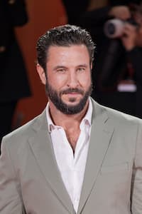 Pablo Schreiber's Image Pablo Schreiber's Image