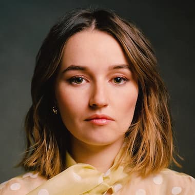 Kaitlyn Dever's image