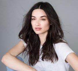 Crystal Reed's image