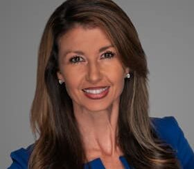 Julie Durda's image