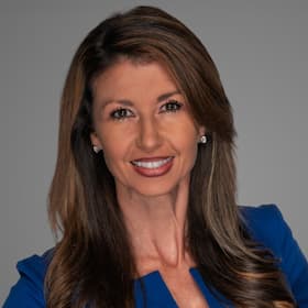 Julie Durda's image