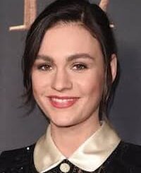 Sophie Skelton's Photo